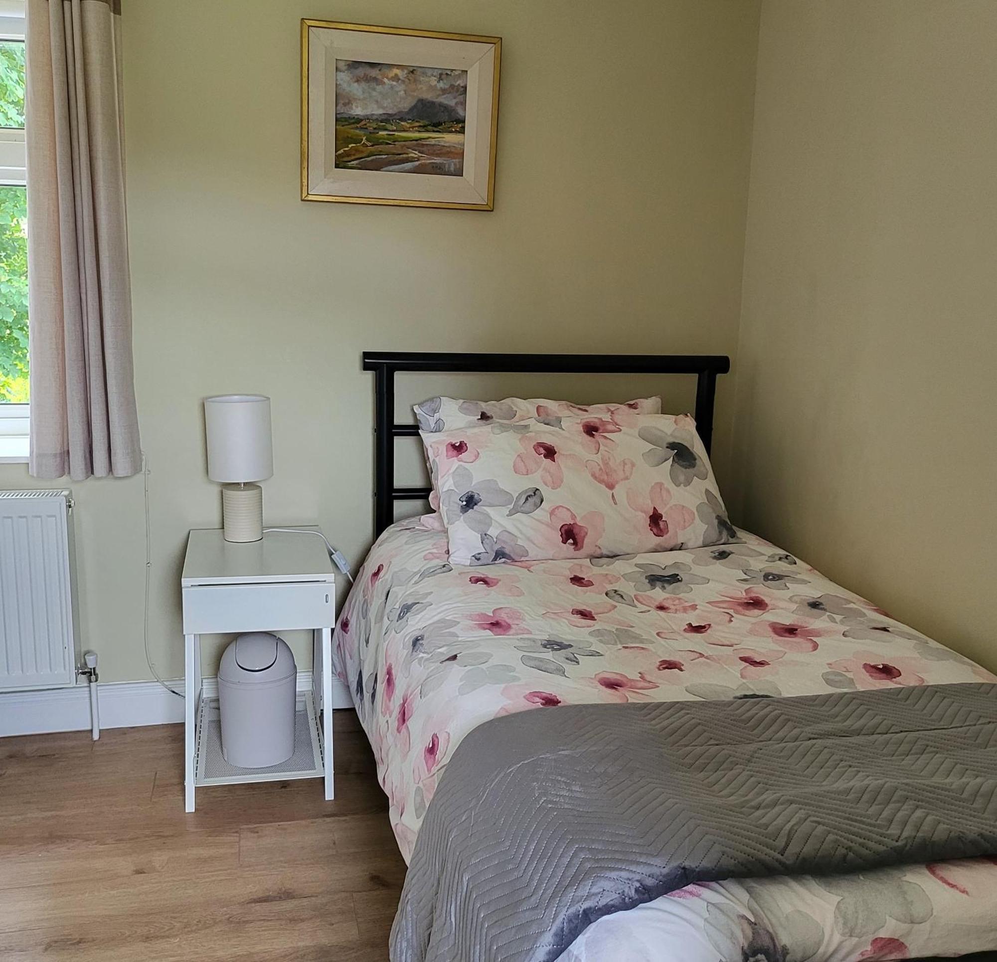 Dungloe Lakeside Lodging Lejlighed Eksteriør billede